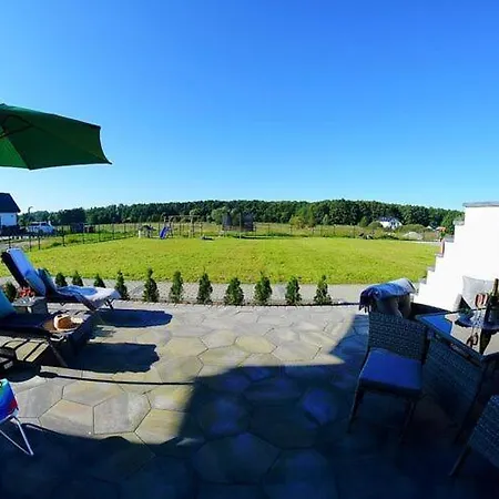 בית נופש Comfortable Homes With Terraces, *