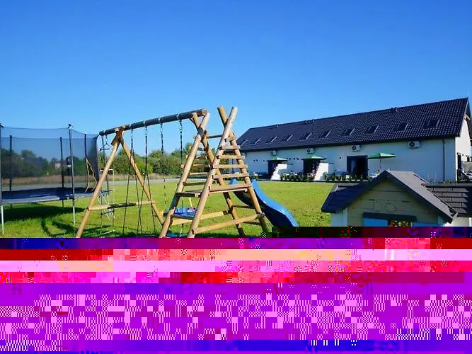 Nyaraló Comfortable Homes With Terraces, Mielenko